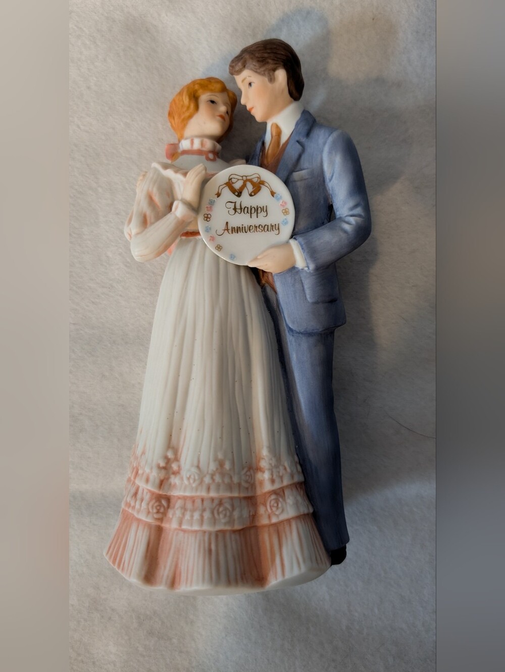 Treasured Memories "Happy Anniversary" 1985 Enesco Statue